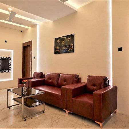 Hotel Rose Gold Ahmednagar Kültér fotó