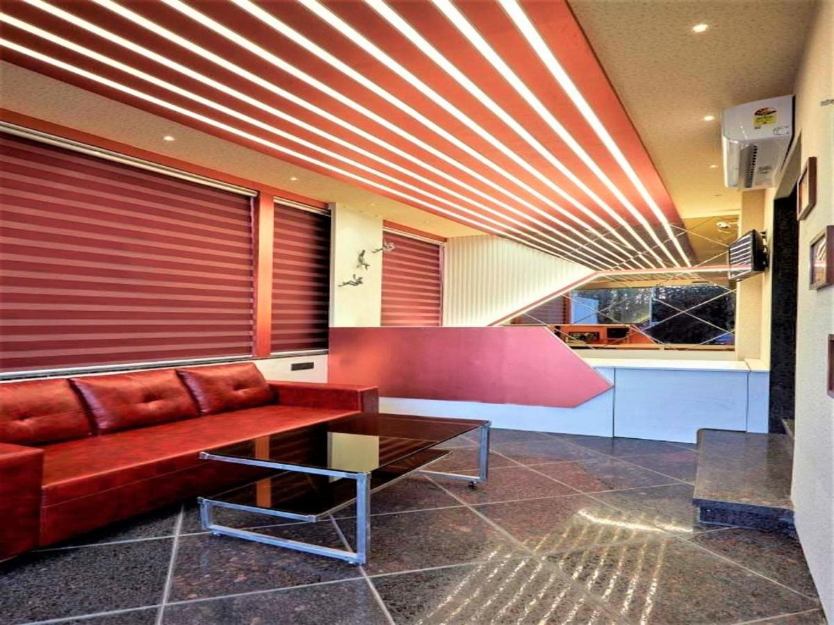 Hotel Rose Gold Ahmednagar Kültér fotó